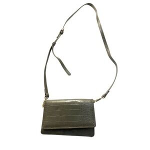 Urban Outfitters Lera Croc Convertible Belt Bag Crossbody Bag Vegan Olive Green
